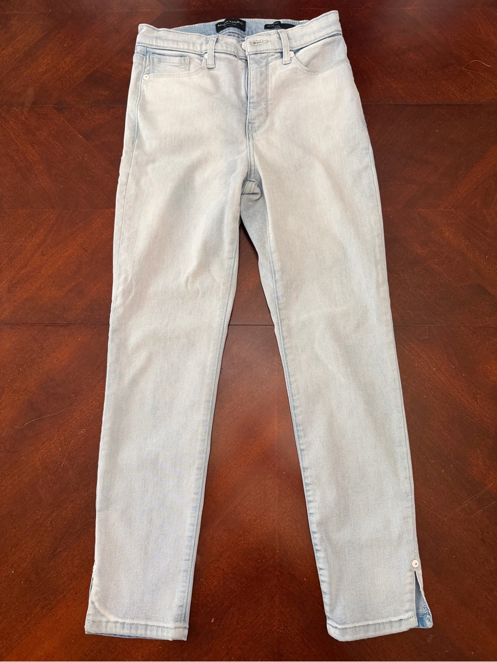 Banana Republic Light Wash Skinny Jeans Ankle Length Pale Blue